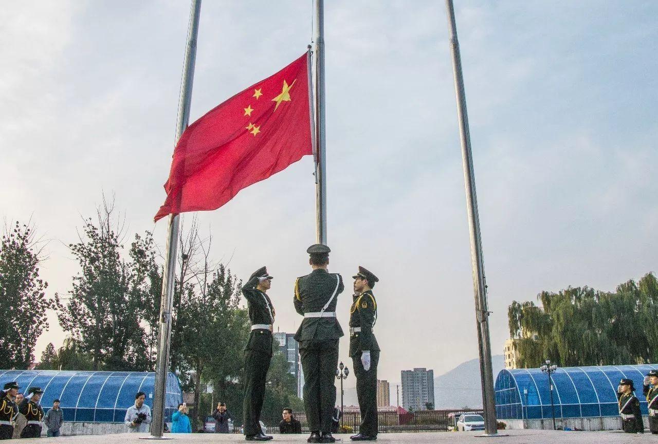 期市开盘：纯碱涨超4%，集运指数跌超4%